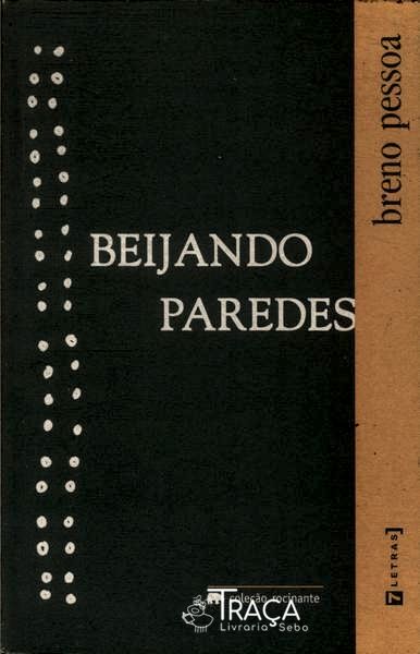 Beijando Paredes