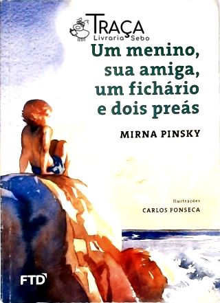 Um Menino, Sua Amiga, Um Fichário e Dois Preás