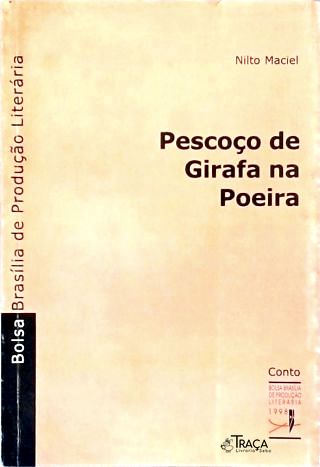 Pescoço de Girafa Na Poeira