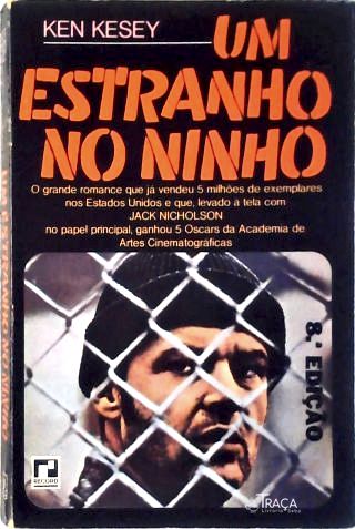 Um Estranho No Ninho