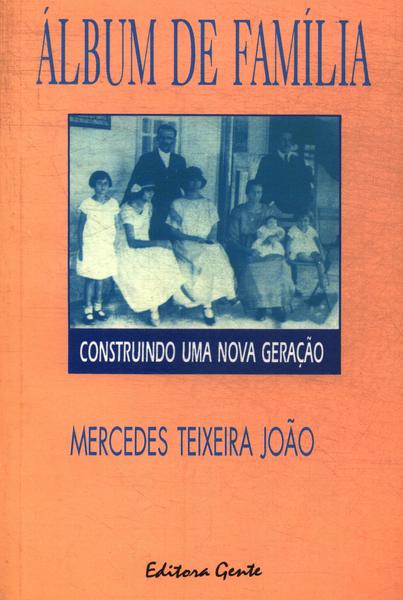 Álbum De Família