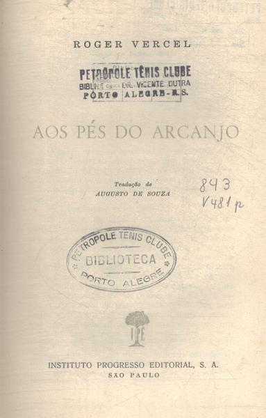 Aos Pés Do Arcanjo