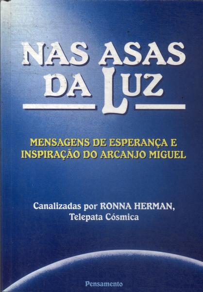 Nas Asas Da Luz