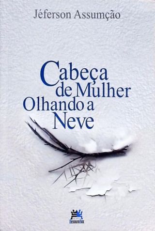 Cabeça De Mulher Olhando A Neve