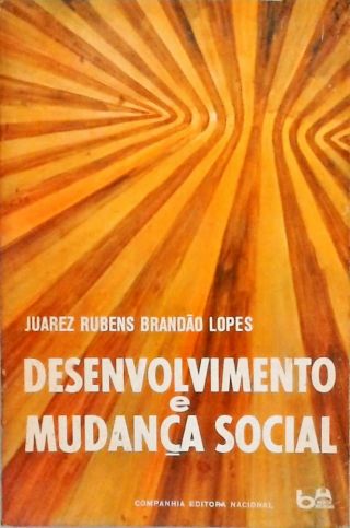 Desenvolvimento e Mudança Social