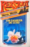 Um Cadáver De Luxo