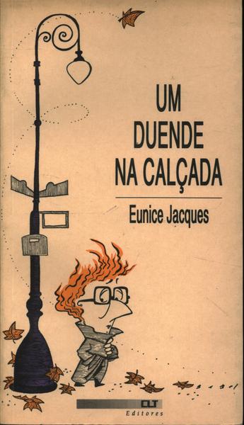 Um Duende Na Calçada