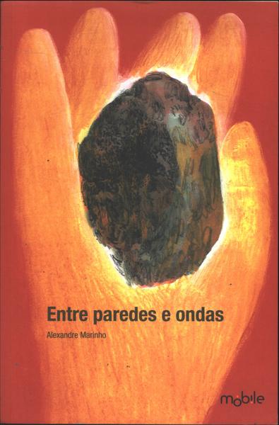 Entre Paredes E Ondas