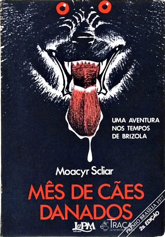 Mês de Cães Danados