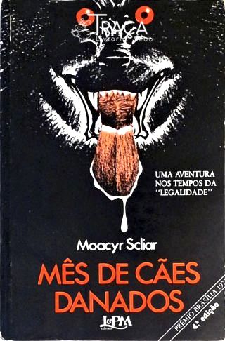 Mês de Cães Danados