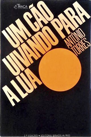 Um Cão Uivando para a Lua