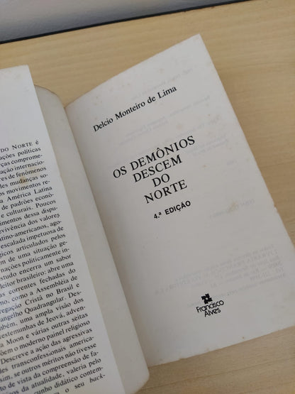 Os Demônios Descem Do Norte