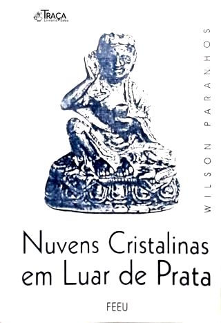 Nuvens Cristalinas em Luar de Prata