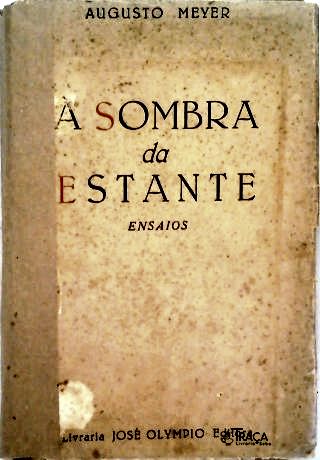 À Sombra da Estante
